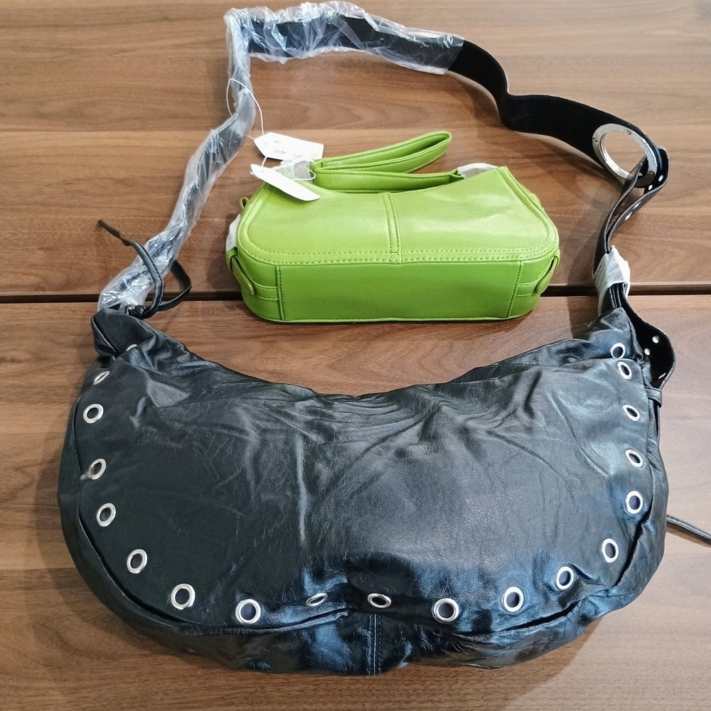 2 Vegan Leather Women's Bag Set.